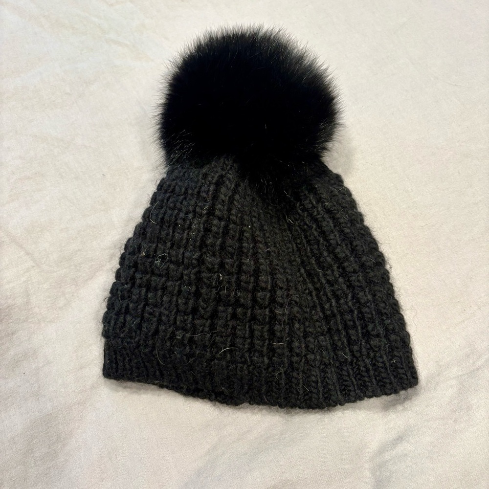 Black Knit Beanie with Pom Pom